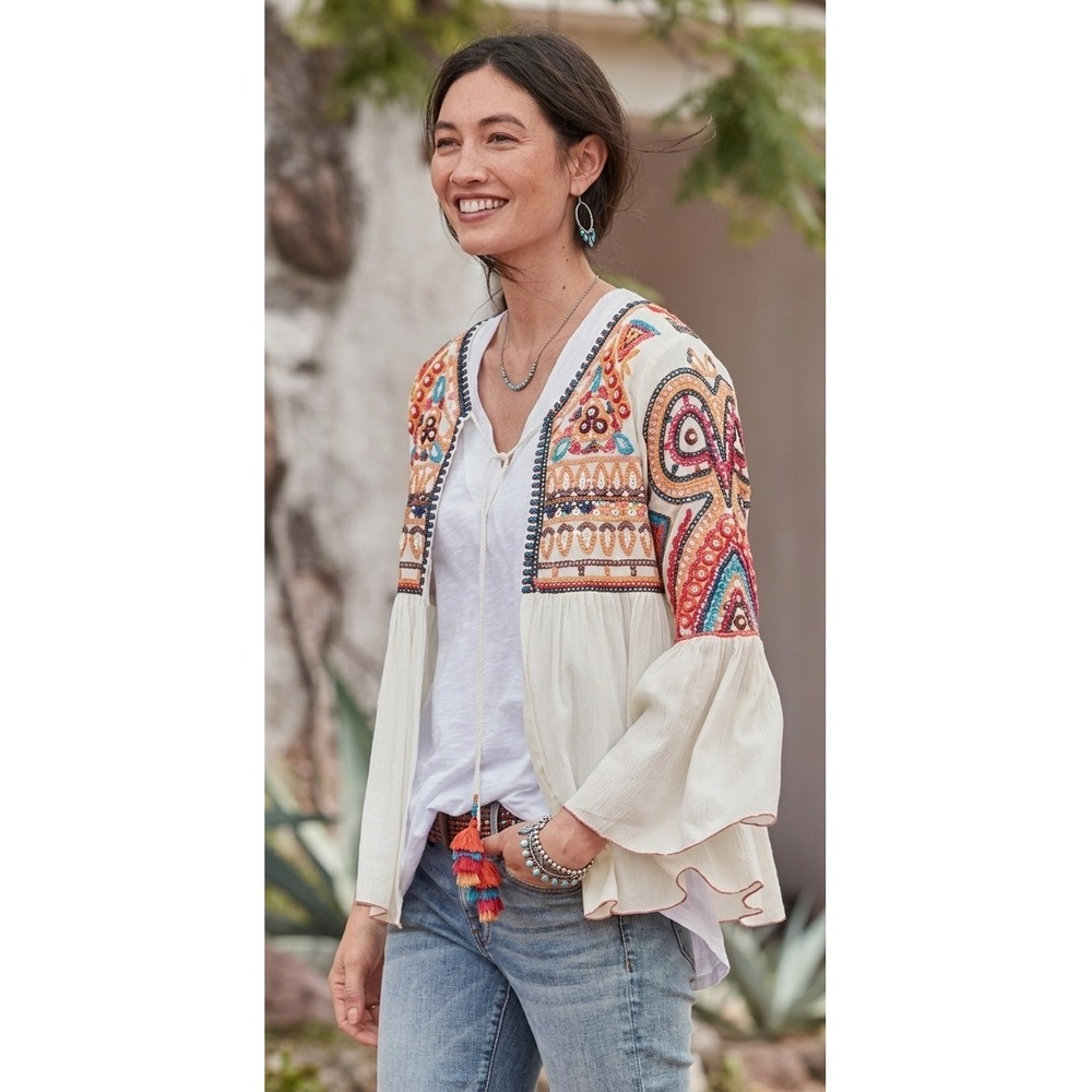 Feathers by Tolani Mara Kimono Size M Ivory Embroidered Tassel Bell Sleeve Top